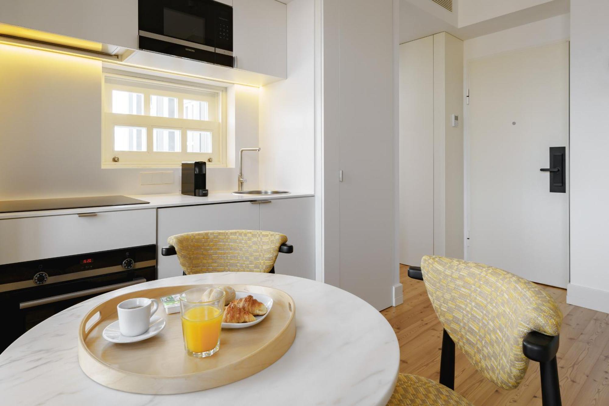 Appartamento Feel Porto Clerigos Charm Flats Esterno foto